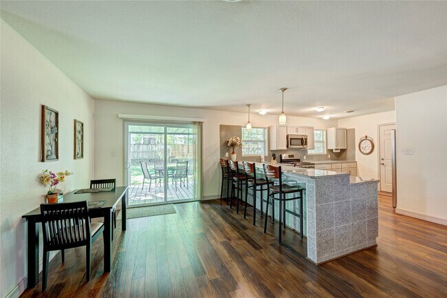 Building Photo - 4109 Lymbar Dr