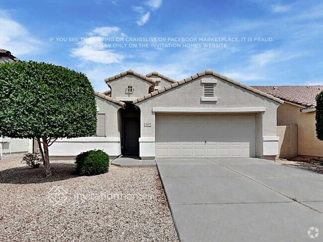 Building Photo - 2027 S 99th Ln