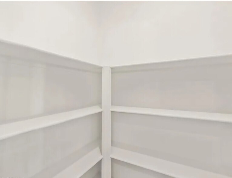 Building Photo - 2542 Fortana Dr