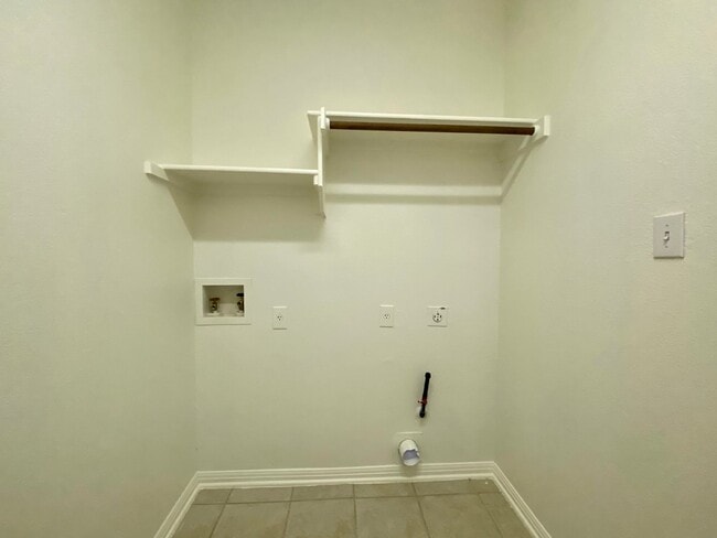 Building Photo - Lovely home in desirable Scofield Farms!