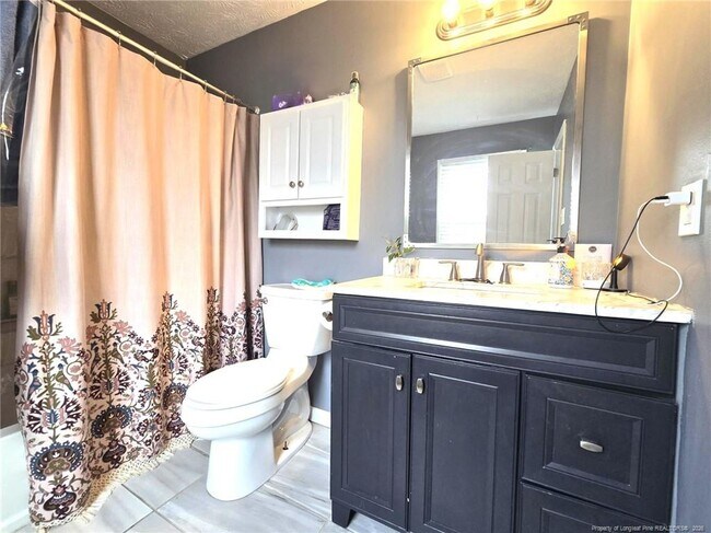 Building Photo - 6873 Brasswood Dr