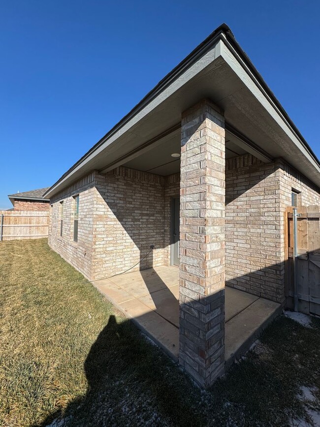 Building Photo - Brand New Construction 4/2/2 Beacon Pointe...