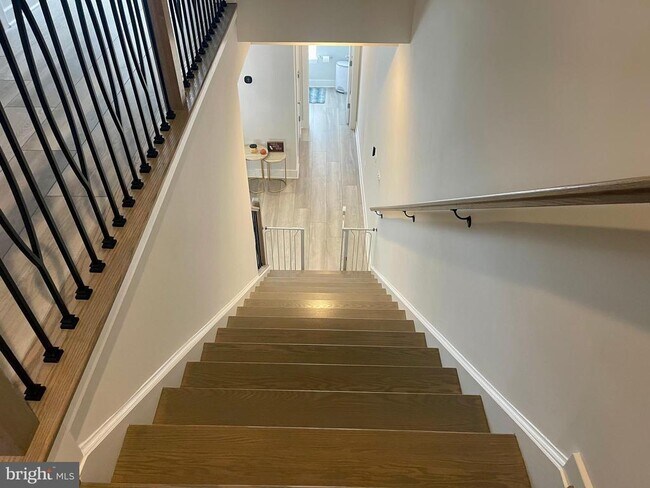 Building Photo - 23006 Sullivans Cove Sq