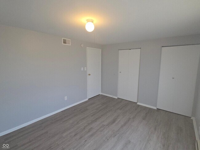 Building Photo - 3338 Tara Ln