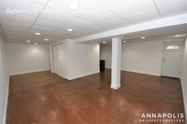 Building Photo - 235 Gross Ave
