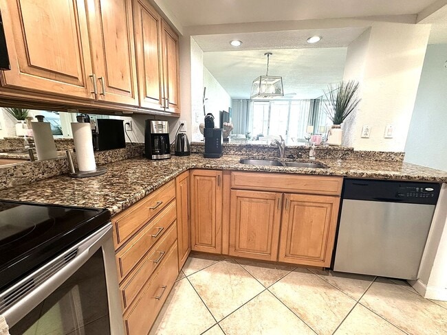 Building Photo - WALK OUT TO WTRFRNT 2/2 Furnished Rental MAY 1, 2026-NOVEMBER 3, 2026 BAHIA DEL MAR