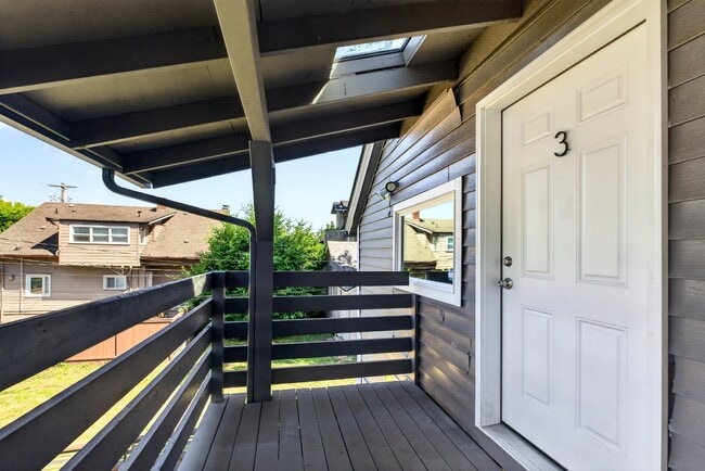 Building Photo - Modern 1-Bed Apartment in Heart of Tacoma