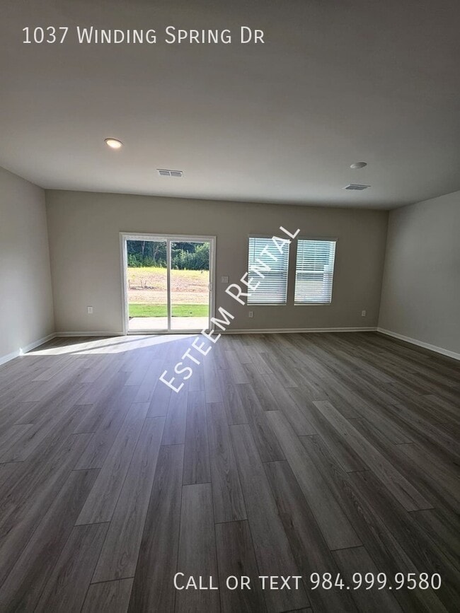 Building Photo - 1037 Winding Spg Dr