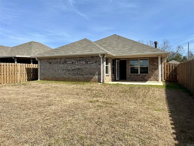 Building Photo - 127 Dawson's Ml Dr