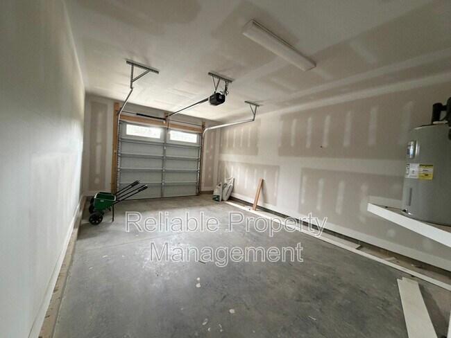 Building Photo - 863 Jack Rd
