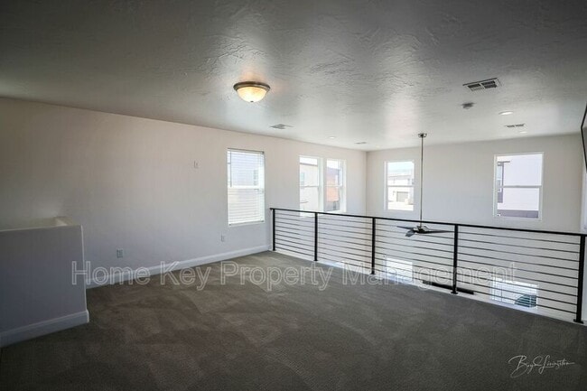 Building Photo - 5528 S Ochre Ln