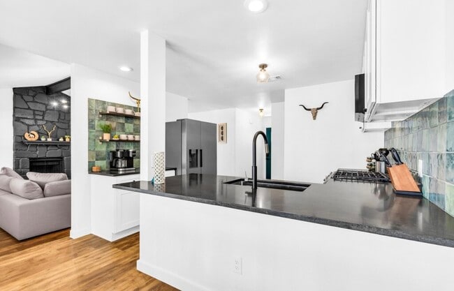 Building Photo - 5106 Lambs Ln