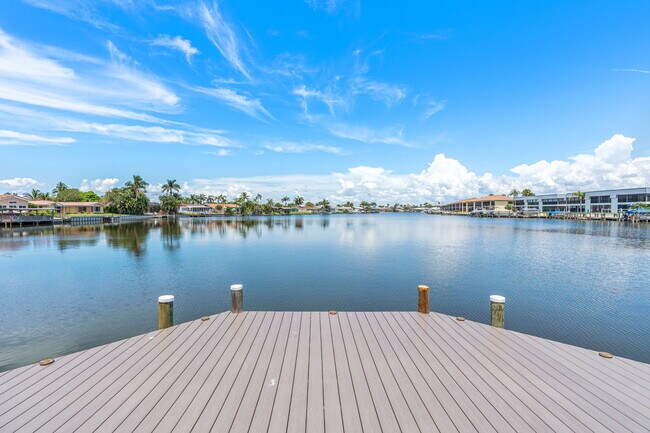 Building Photo - 1700 Commodore Blvd