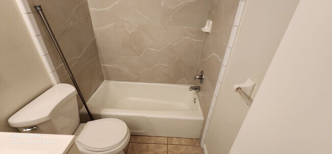 Building Photo - Experience the ultimate comfort in our new...