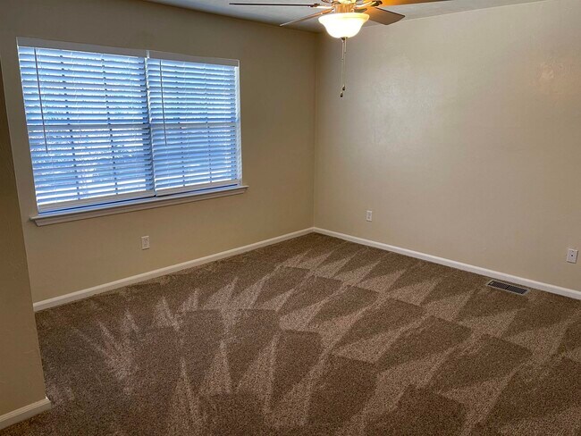 Building Photo - 2626 Old Bainbridge Rd