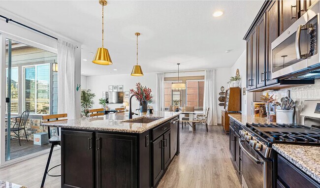 Building Photo - 1000 Equinox Dr