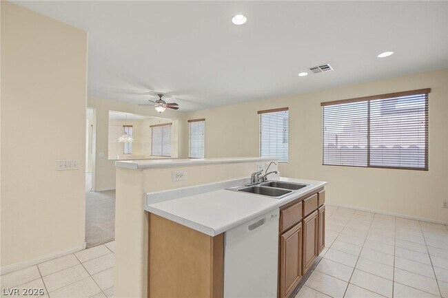 Building Photo - 9514 Veterans Ct