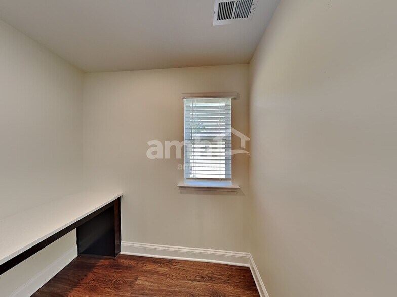 Building Photo - 1016 Bethany Dallas Dr