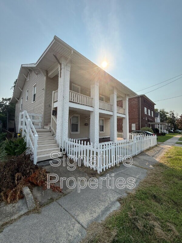 Building Photo - 180 W Balview Ave
