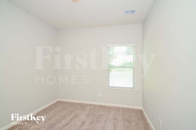 Building Photo - 291 Belmont Way