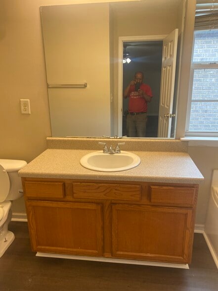 Building Photo - 188 Rankin Cir