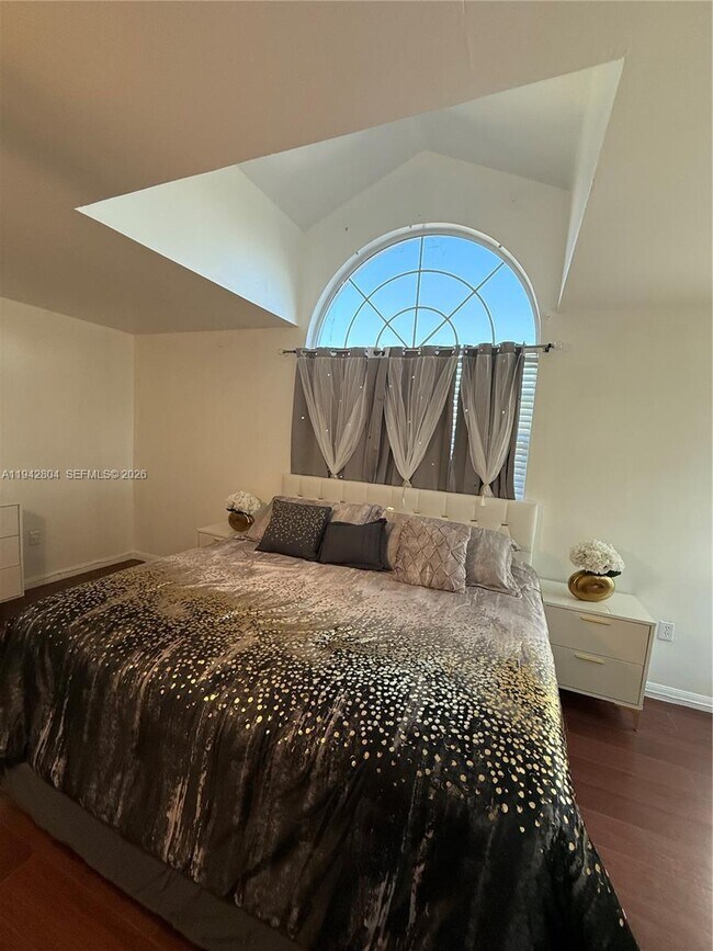 Building Photo - 1450 NW 129th Ave