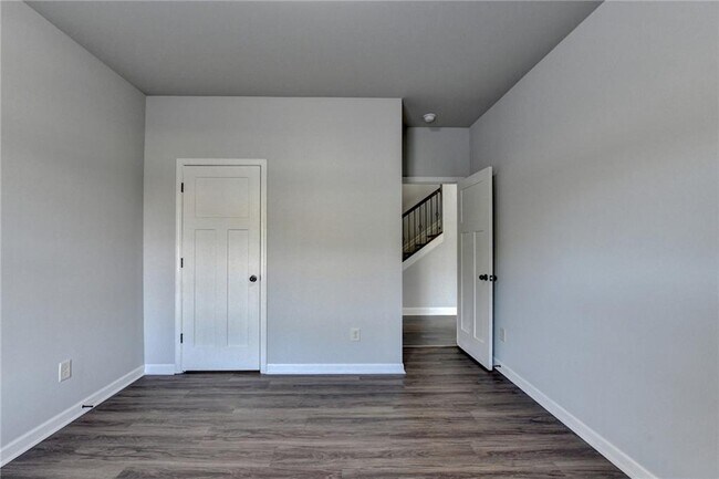 Building Photo - 1264 Brynhill Ct