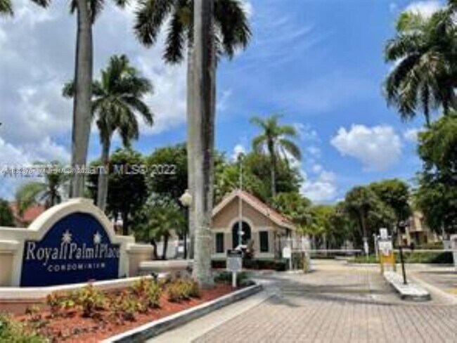 Primary Photo - 10410 SW 157th Ct
