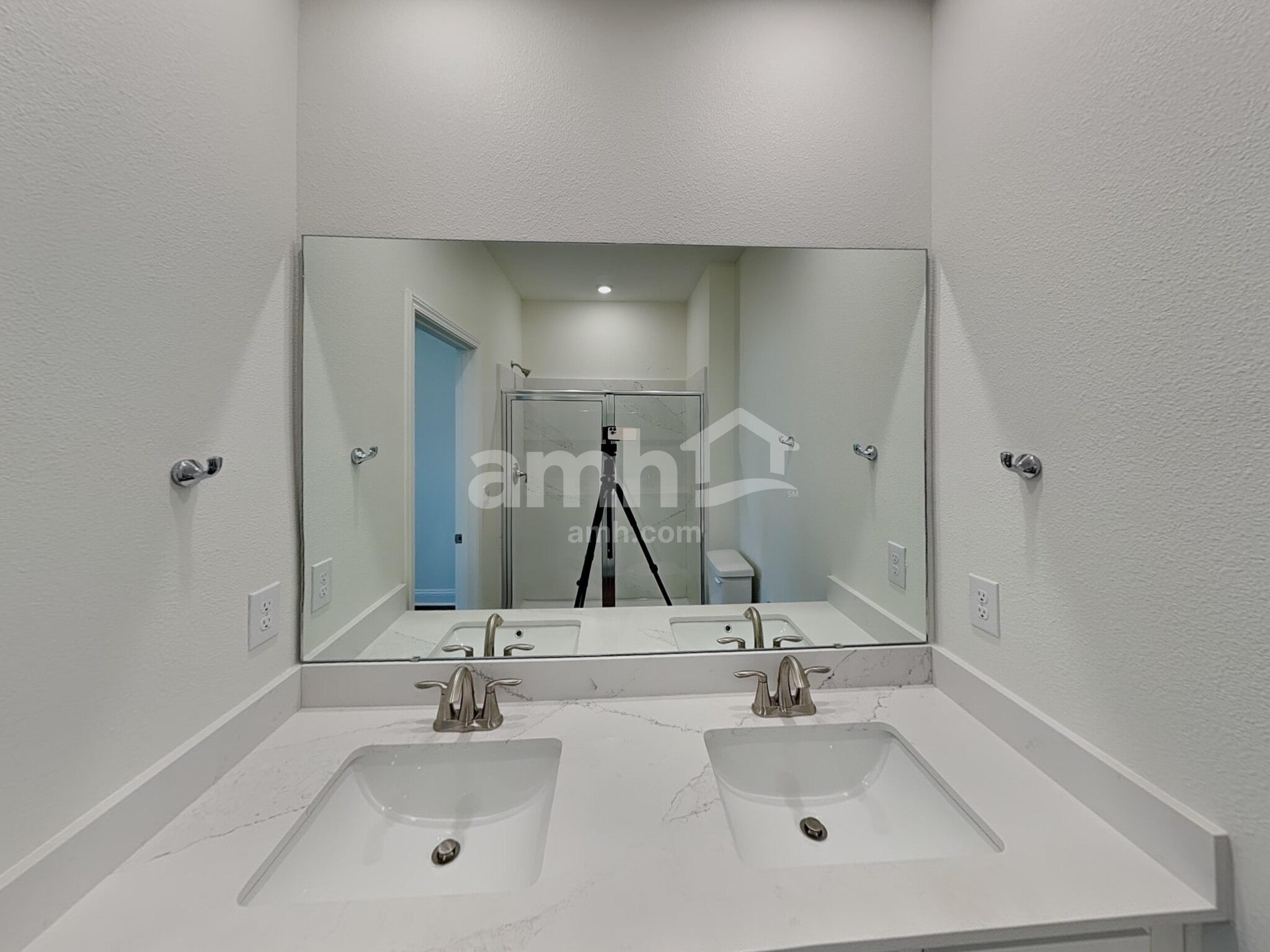 Building Photo - 264 Onate Cir