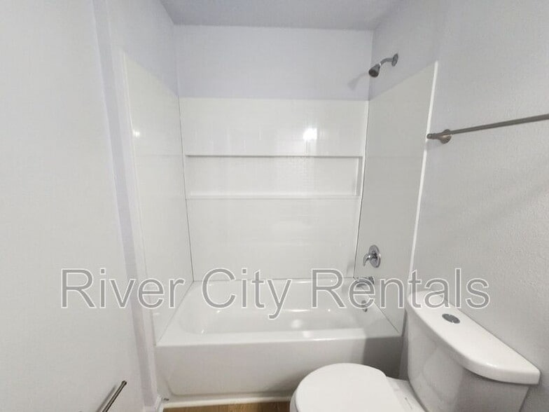 Building Photo - 6276 Bucknell Ave