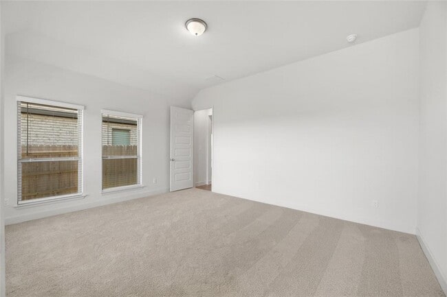 Building Photo - 123 Plumbago Loop