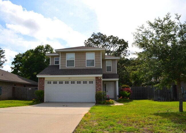 Primary Photo - "Charming 3-Bed home with 2.5 Baths in the...