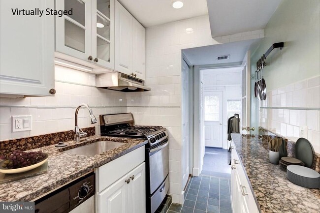 Building Photo - 2335 40th St NW