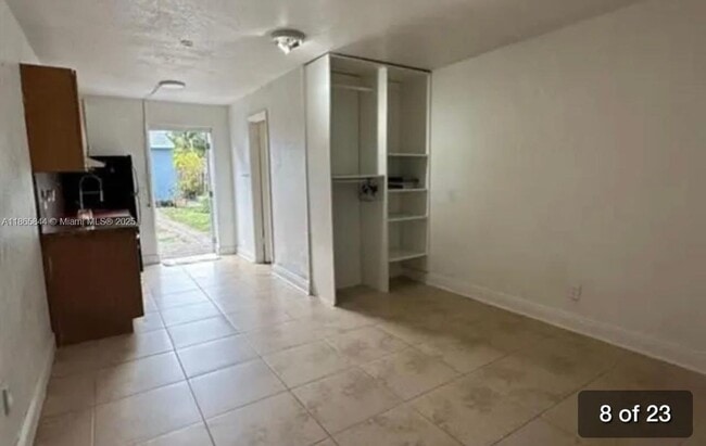 Building Photo - 48 SW 11th St