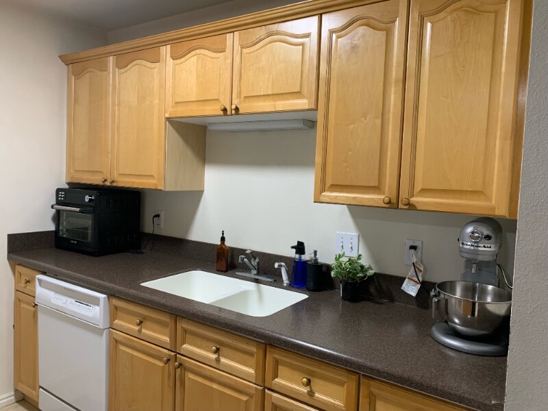 Building Photo - 577 N 100 W St