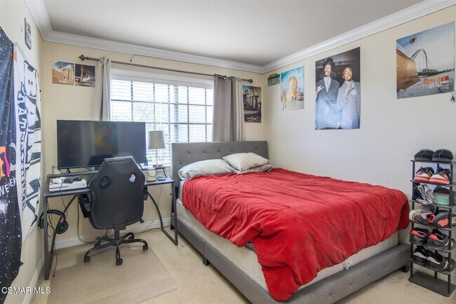 Building Photo - 2594 Ridgebrook Pl