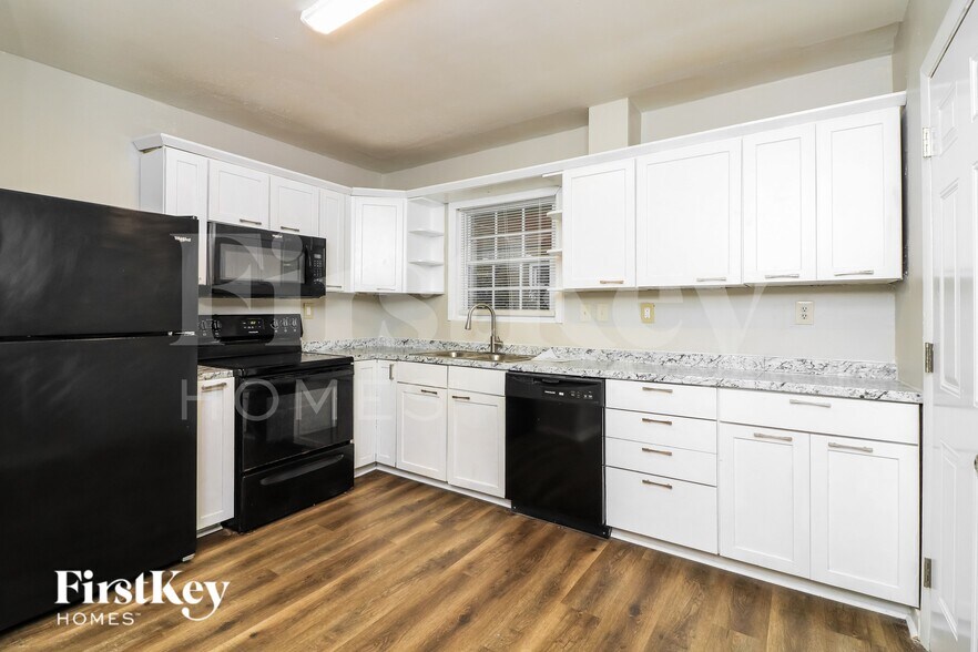 Building Photo - 2765 Cherry Laurel Ln SW