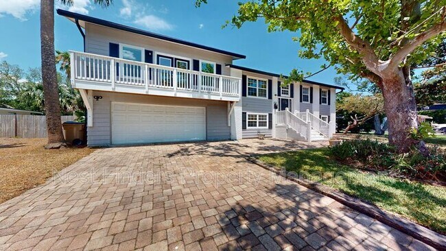 Primary Photo - 552 Seagate Ave