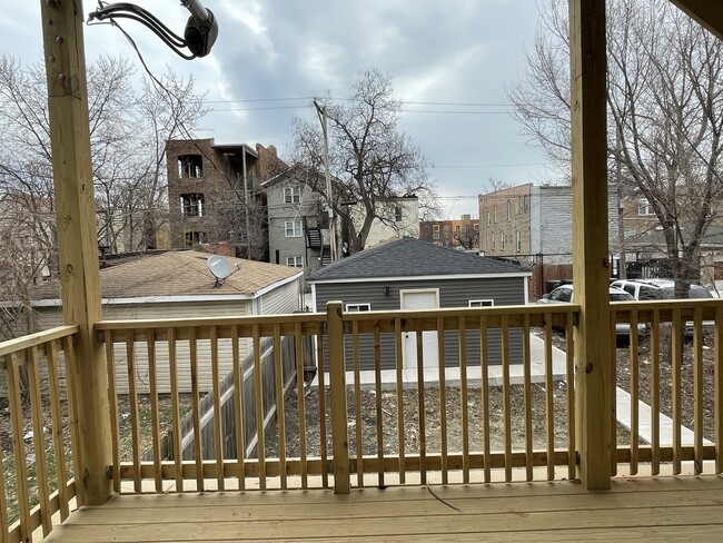 Building Photo - 1531 S Harding Ave