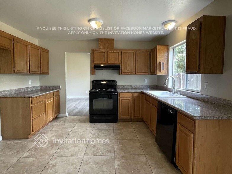 Building Photo - 8255 Kilmer Cir
