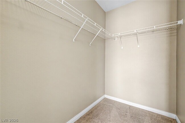 Building Photo - 6955 N Durango Dr
