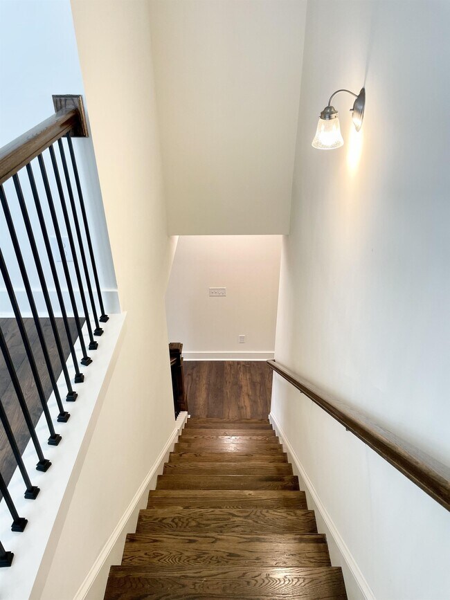 Building Photo - 374 Auburn Valley Wy