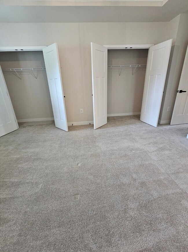 Building Photo - 3 bedroom 3.5 Bath - Long Term Rental in Myrtle Beach, SC