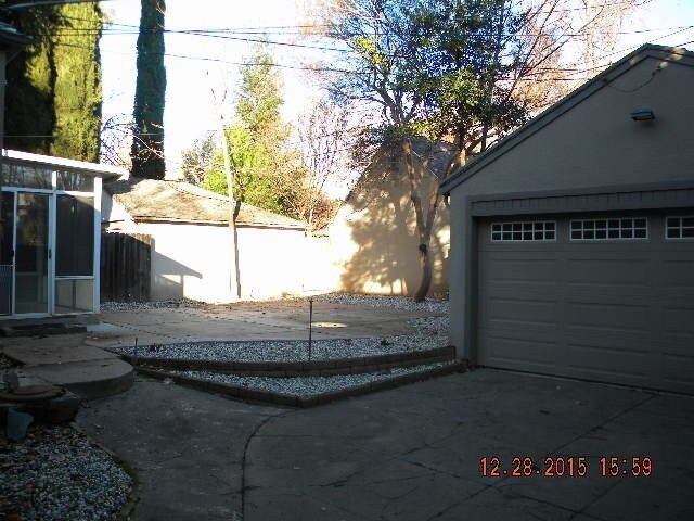 Building Photo - PLEASE TEXT FOR A PRIVATE SHOWING 334-513-7595
