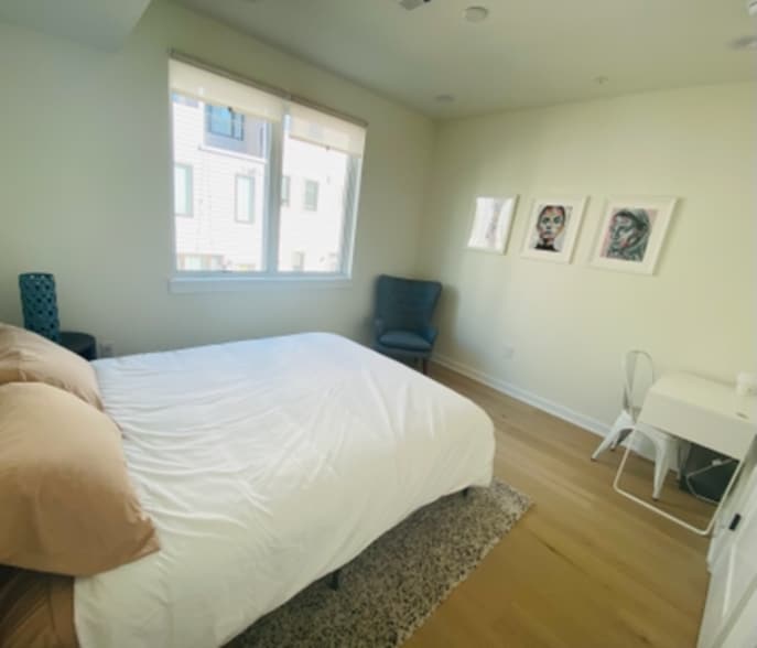 Building Photo - 2013 Abigail St