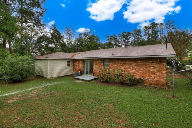 Building Photo - 2307 Hardwick Rd