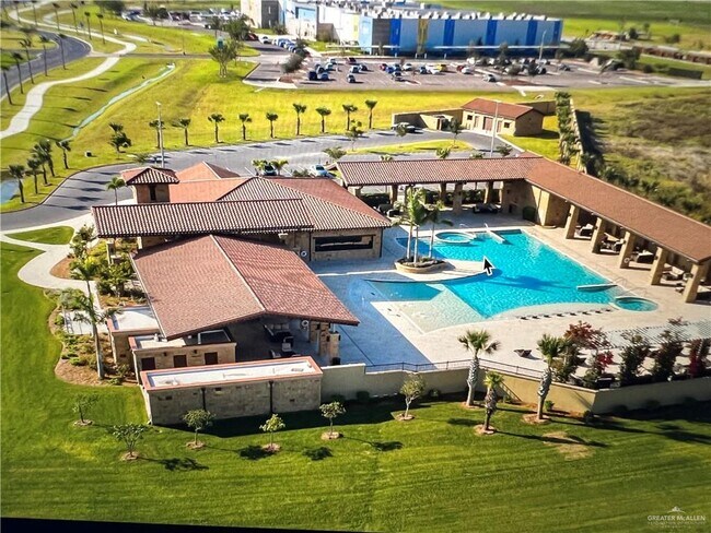 Building Photo - 33 Escondido Pass