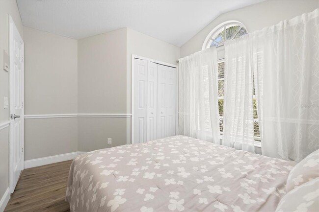 Building Photo - 6620 Colonial Lake Dr