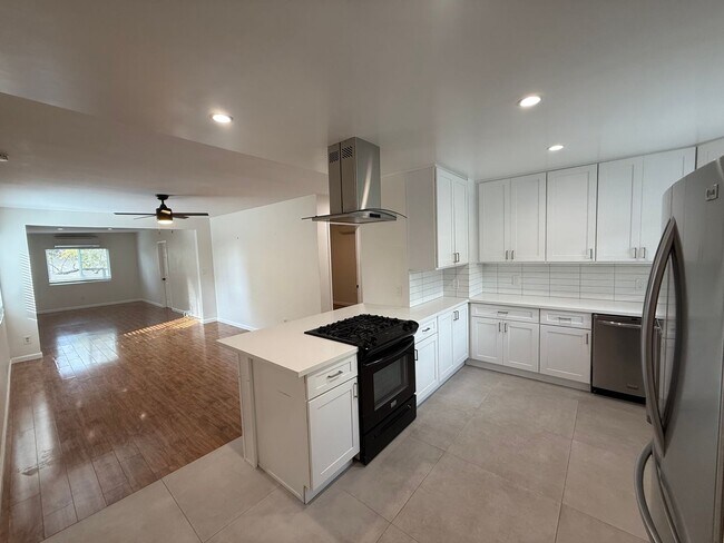 Building Photo - 4017 Alabama St