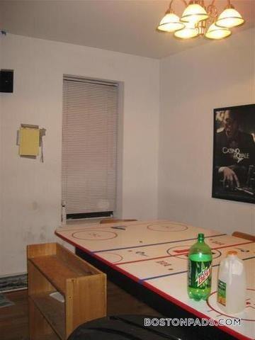 Building Photo - 776 Columbus Ave